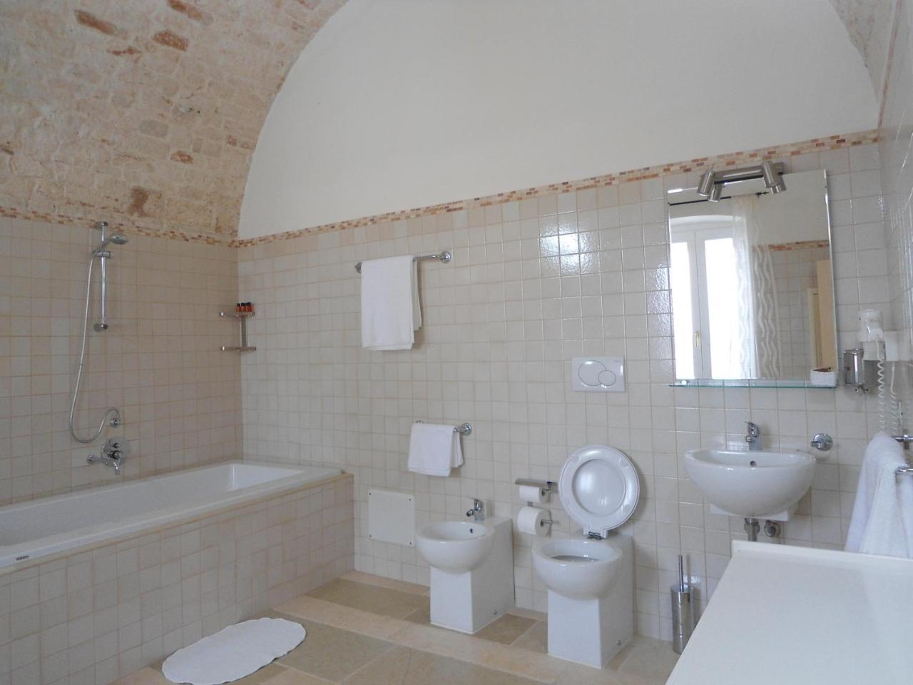 Hotel Parco dei Manieri Conversano Esterno foto